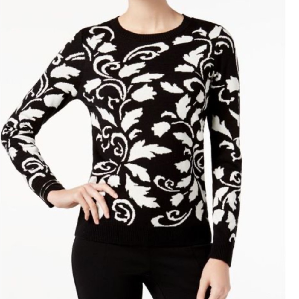 Charter Club Black and White Crew Neck Sweater with Baroque Design Size PS
